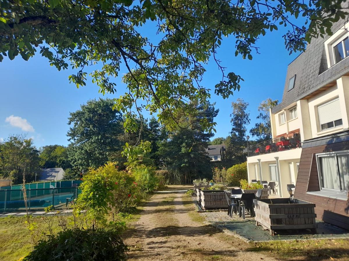 Hotel La Longue Vue Gennes-Val-de-Loire ภายนอก รูปภาพ