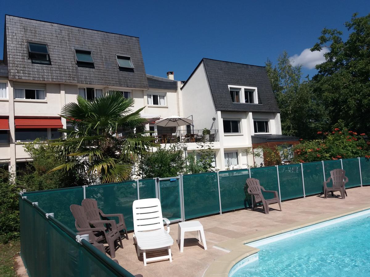 Hotel La Longue Vue Gennes-Val-de-Loire ภายนอก รูปภาพ
