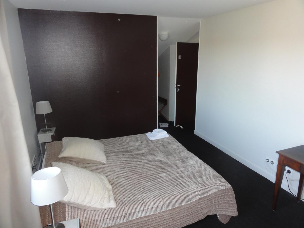 Hotel La Longue Vue Gennes-Val-de-Loire ภายนอก รูปภาพ
